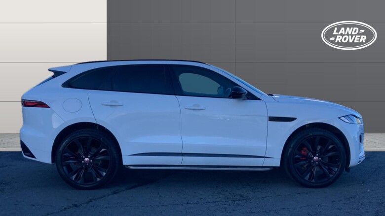 Jaguar F-Pace 2.0 D200 R-Dynamic Black 5dr Auto AWD Diesel Estate